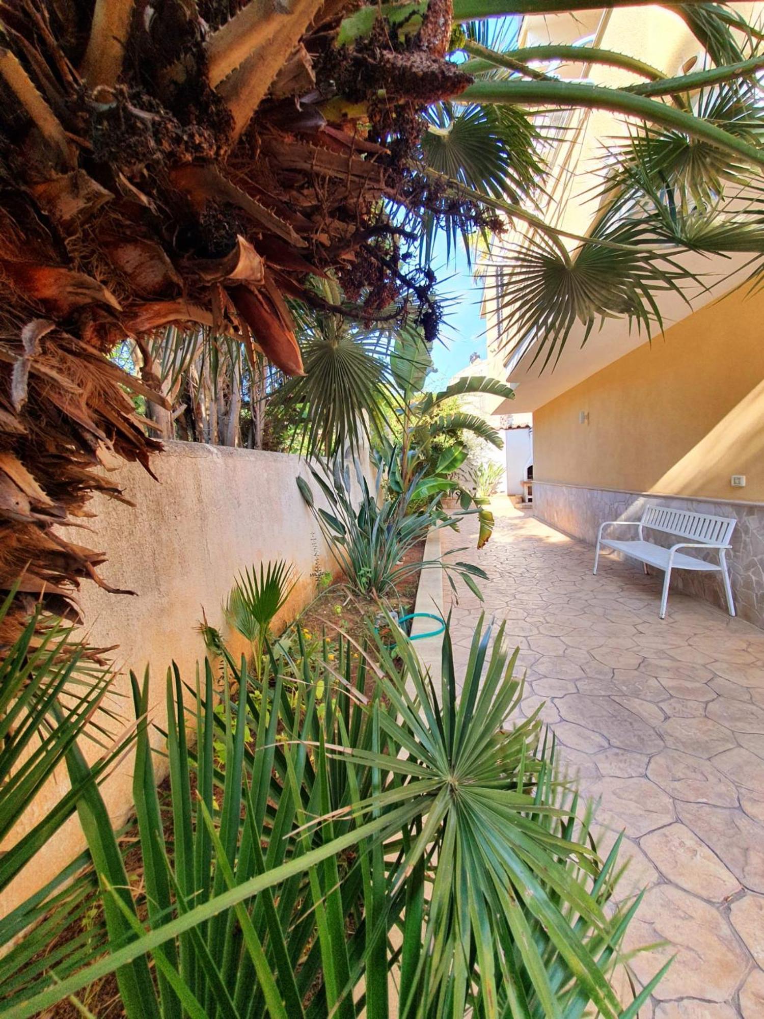 Villa Meri Torre Lapillo Exterior photo